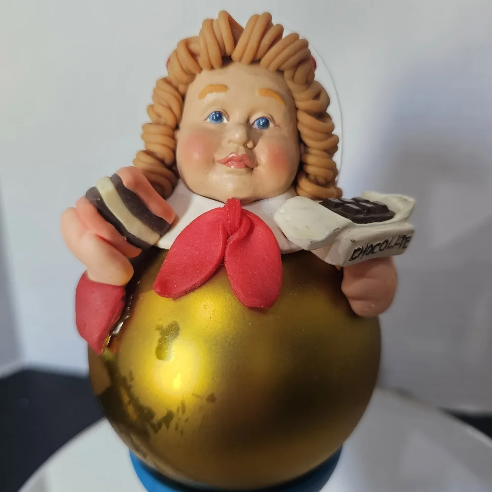 Dept 56 Noel Chocoholic Girl Ball Ornament L👀K Chocolate